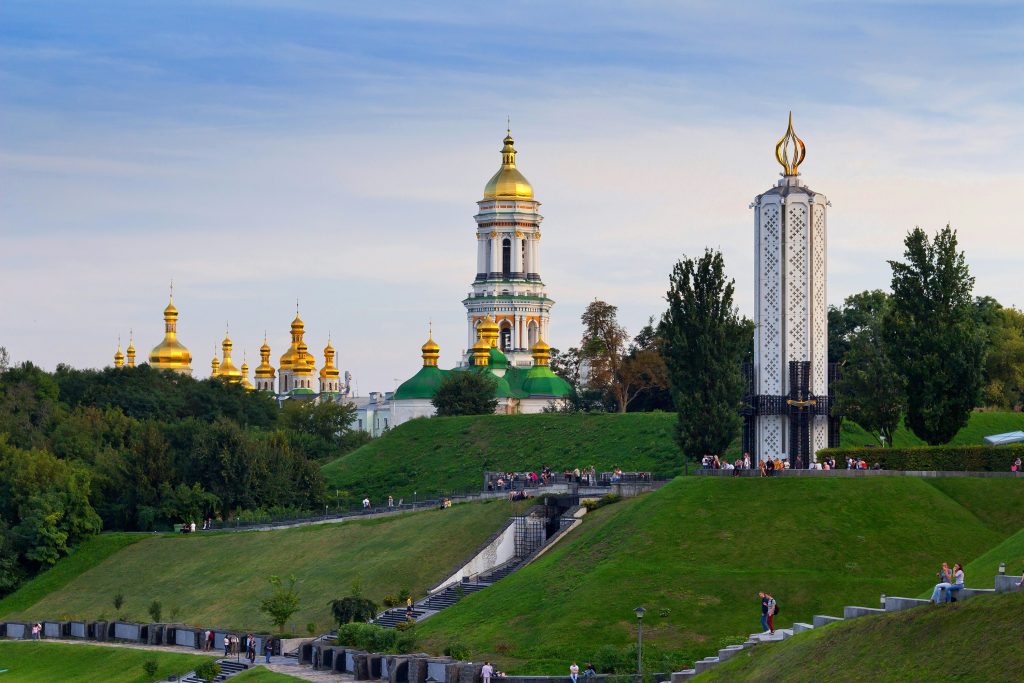 Lovituri puternice ale Rusiei asupra Kievului. Lavra Pecerska a fost afectată