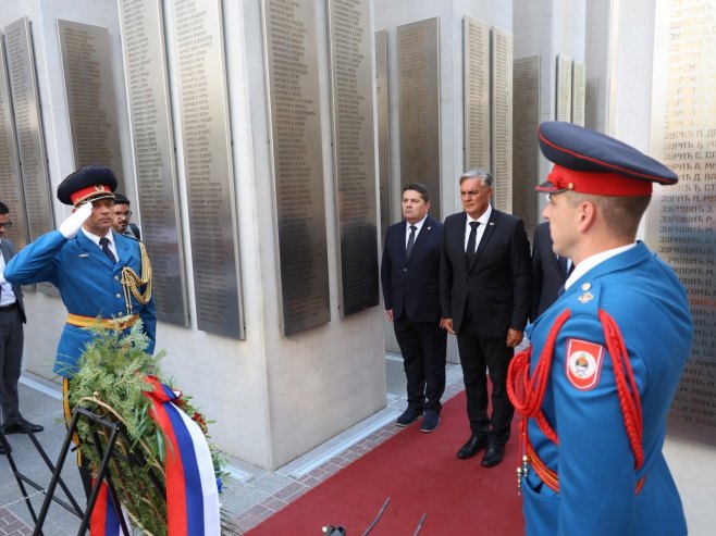 	Karan: Shvatili smo da samo narod koji ima svoju državu neće doživeti egzodus i etničko čišćenje