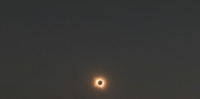 Solar Eclipse Draws Crowds Across Spain and the Pyrenees