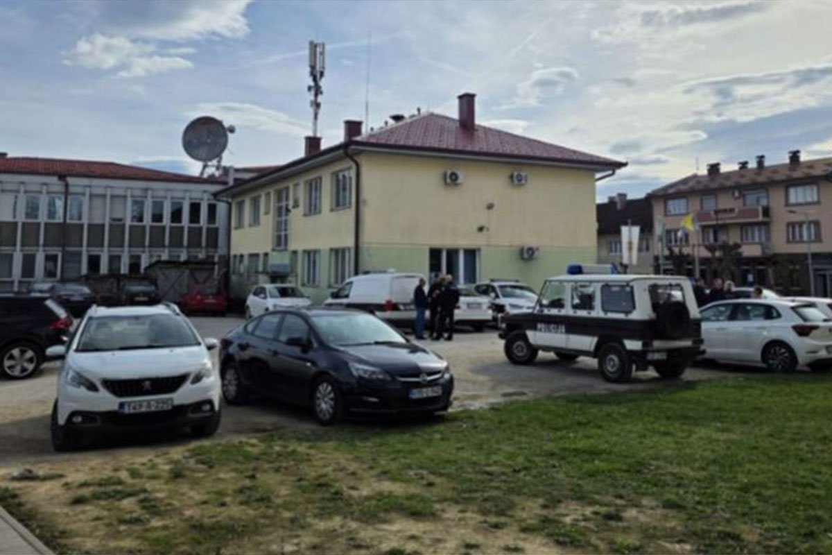 Užas u BiH: Maloljetnik osumnjičen da je silovao trudnu sestru, majka da je ubila bebu