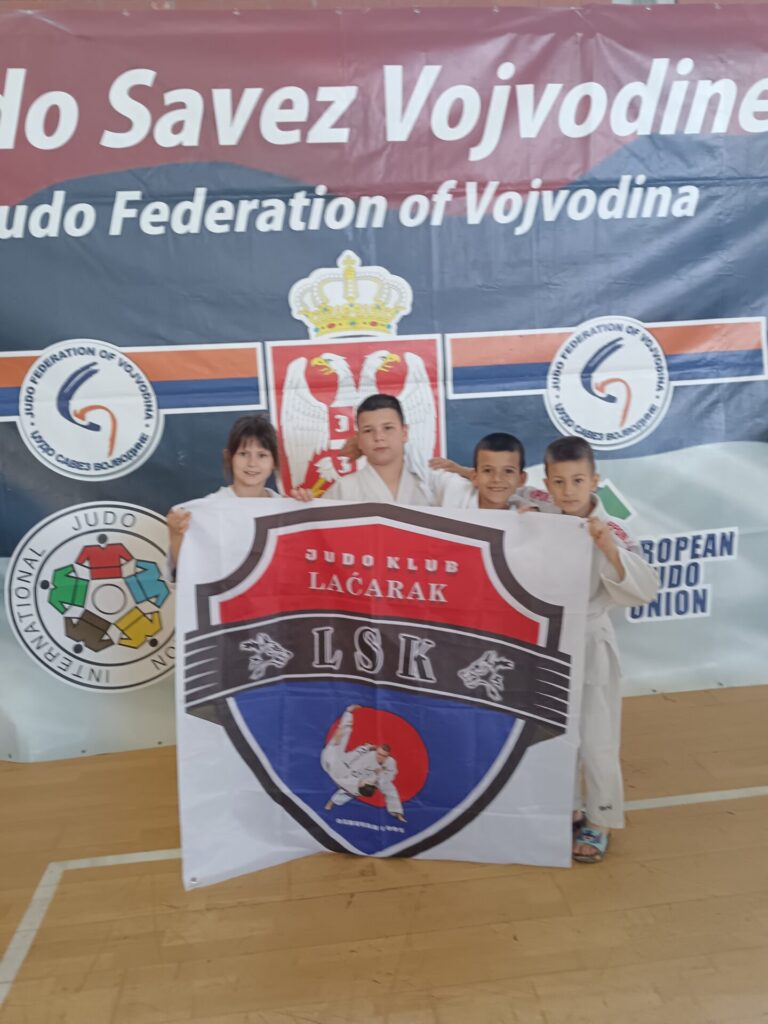 LAĆARAK SA MEDALJAMA: Mladi džudisti osvojili srebro i bronzu na Prvenstvu Vojvodine