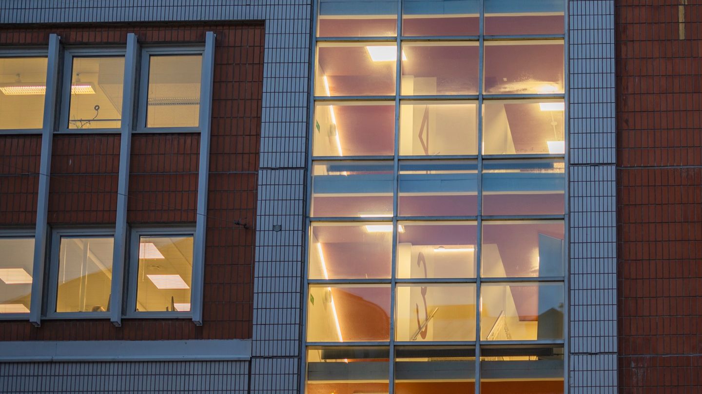 Sähkön hinta | Energia­yhtiö ajoi Suomen sähkö­markkinat kaaokseen, nyt sille vaaditaan miljoonien sakkoja