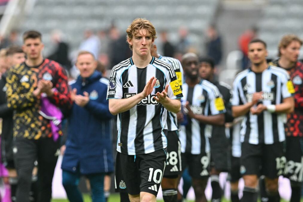BAJERN KRENUO PO GORDONA - NJUKASL ODREDIO CENU! Gigant iz Minhena moraće da odreši kesu!