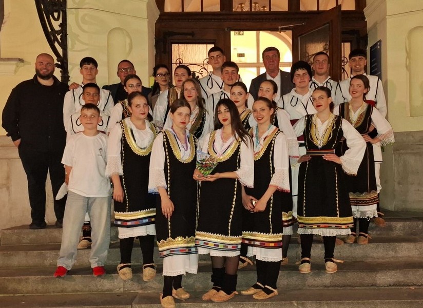 Vlasotinčani na Festivalu srpskog folklora u Celju