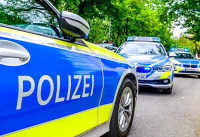 Tragedija tokom talačke krize: Radnik banke preminuo od zadobijenih povreda, intervencija traje