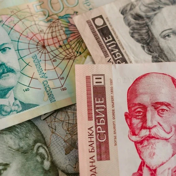 Pozicije sindikata i poslodavaca pred pregovore o minimalcu: Koliko ima prostora za novo povećanje?