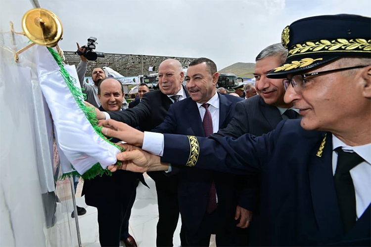 وضْع حجر أساس مصنع لإنتاج 150 ألف قطعة وهيكل للمركبات سنويًّا