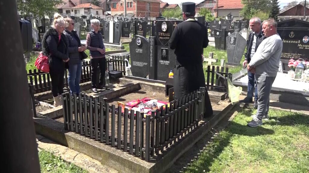 U Gračanici obeleženo 27 godina od pogibije Marije i Nikole Petrovića