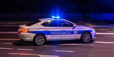 Užas u Novom Sadu: Poginuo muškarac, policija i Hitna na licu mesta