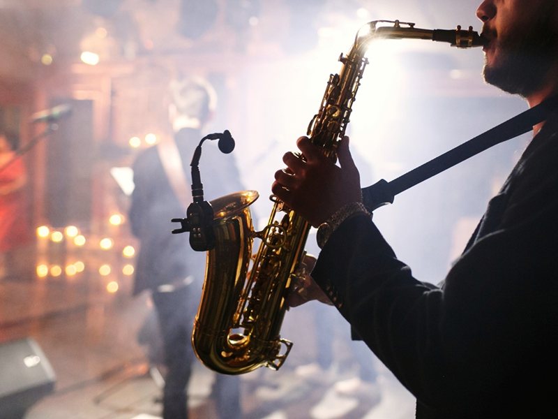 Учени: Джазът и класическата музика стават все по-опростени
