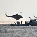 446 lica evakuirani po morski pat poradi golemiot požar na Halkidiki