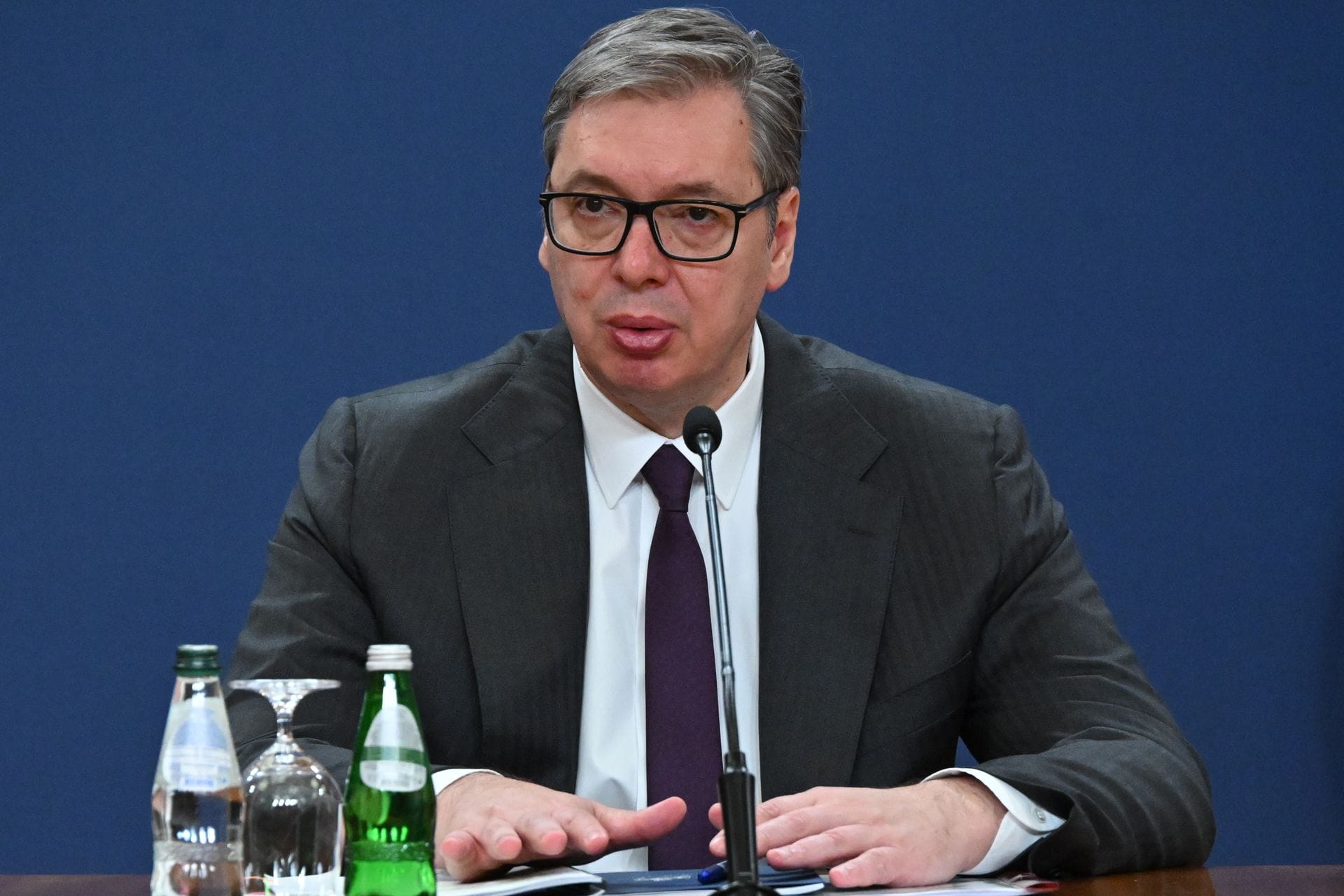 Vučić se ponovo meša u istragu: Pre DNK analize izneo detalje o telu pronađenom kod Jarkovačkog jezera