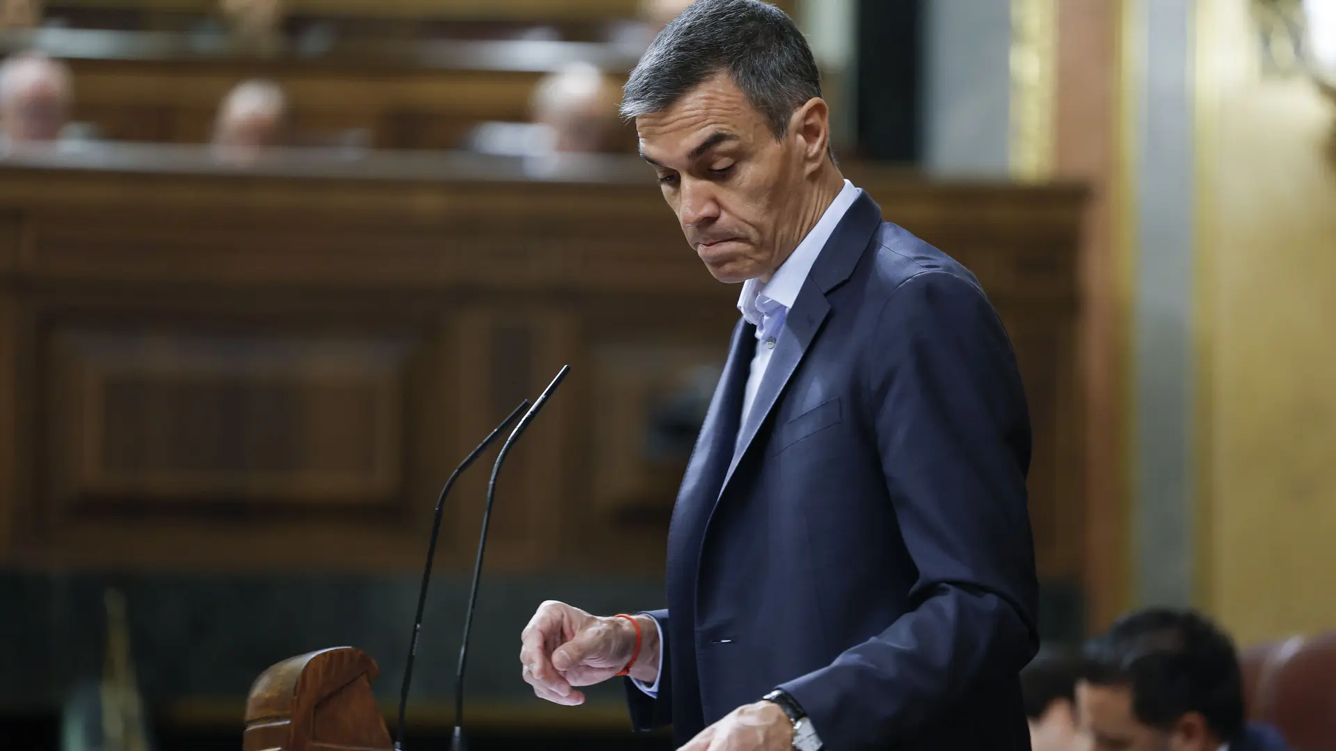  Sánchez rechaza mediar en el conflicto médico y los sindicatos le afean que "se ponga de perfil": "No hay un ápice de preocupación" 
