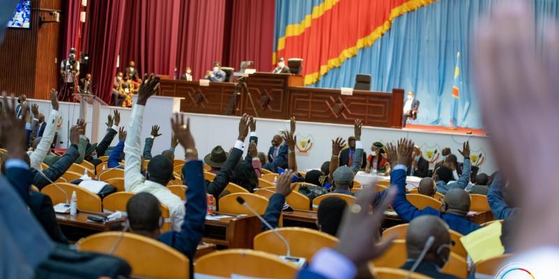 RDC : l’Assemblée nationale habilite le gouvernement à légiférer pendant les vacances parlementaires 