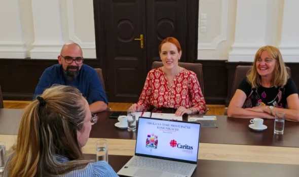 Obuka i nove strategije za razvoj politika i mera u razvoju inkluzivnog društva