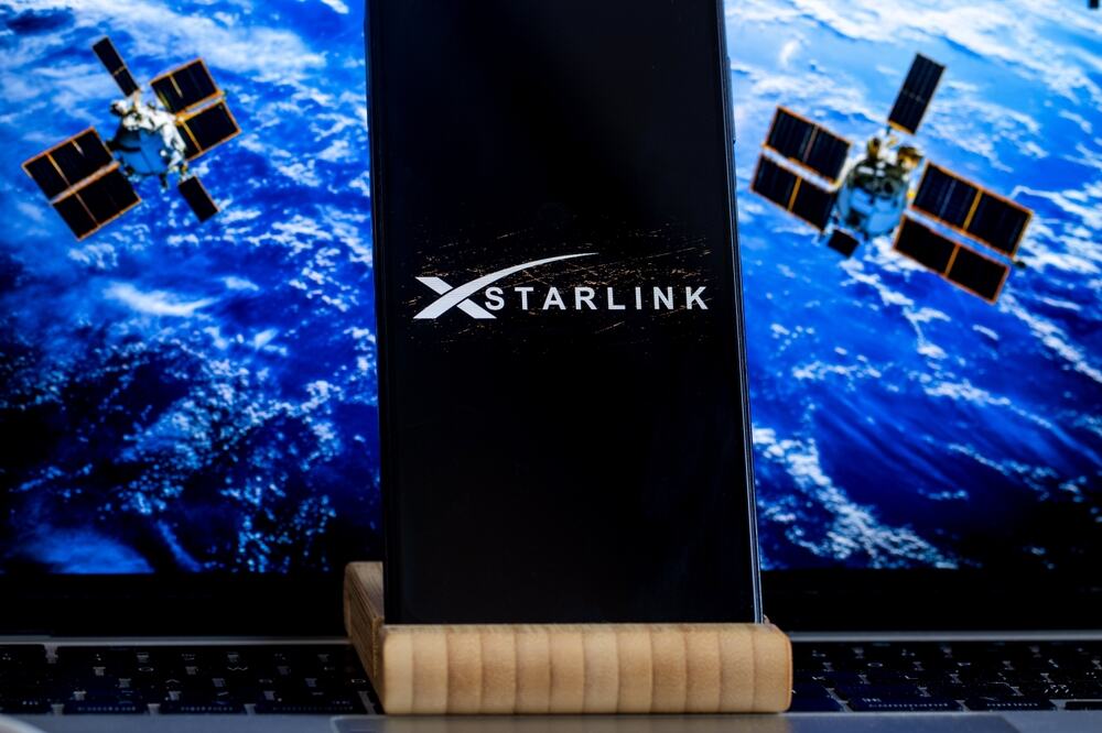 Internet mreža pod kontrolom Ilona Maska: Starlink može biti ugašen bez upozorenja!
