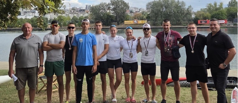 KAJAKAŠI „VALA“ MEĐU NAJBOLJIMA U SRBIJI: Medalje i finala na izbornom takmičenju u Beogradu