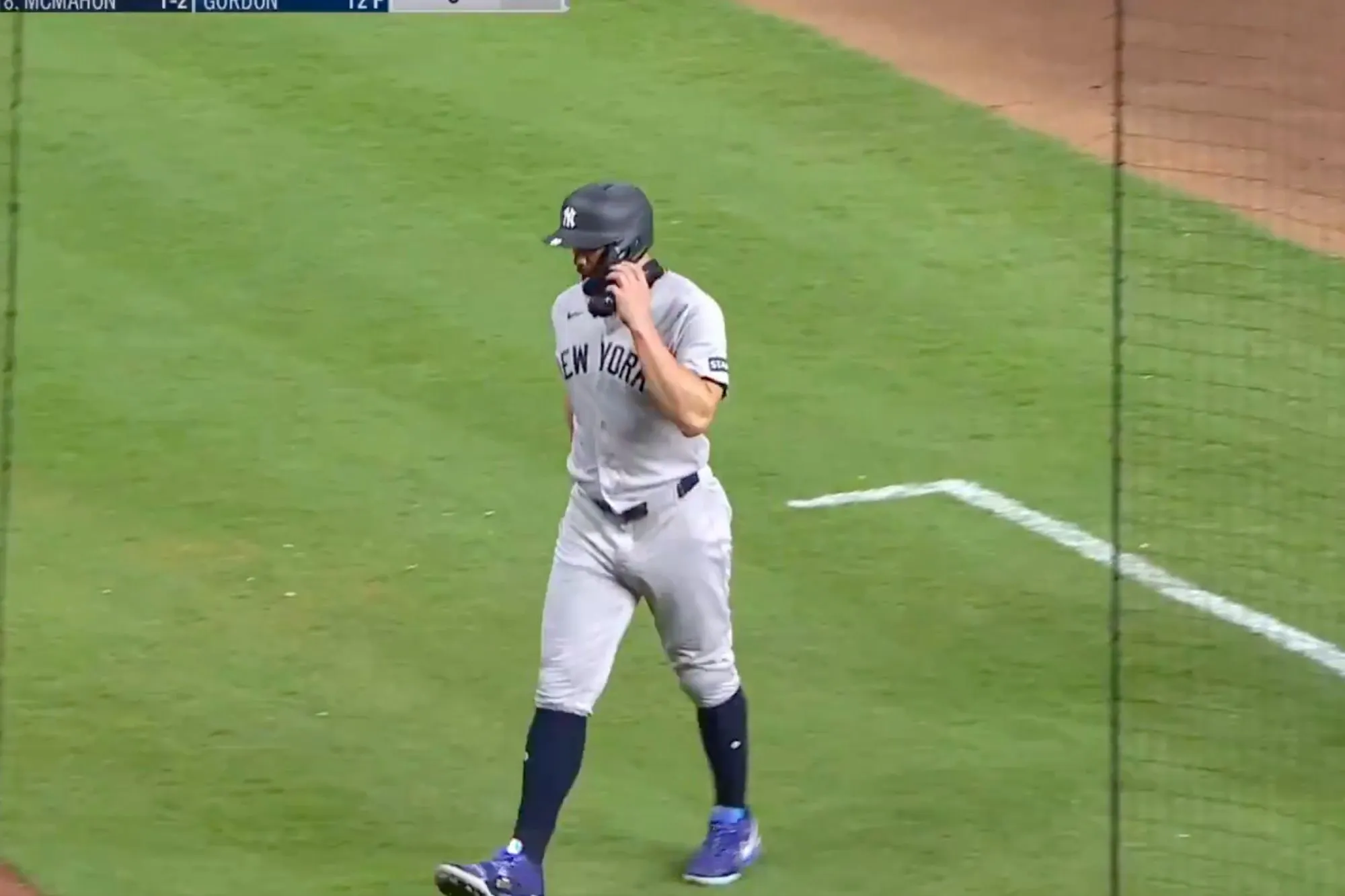 Giancarlo Stanton exits early in Yankees injury worry