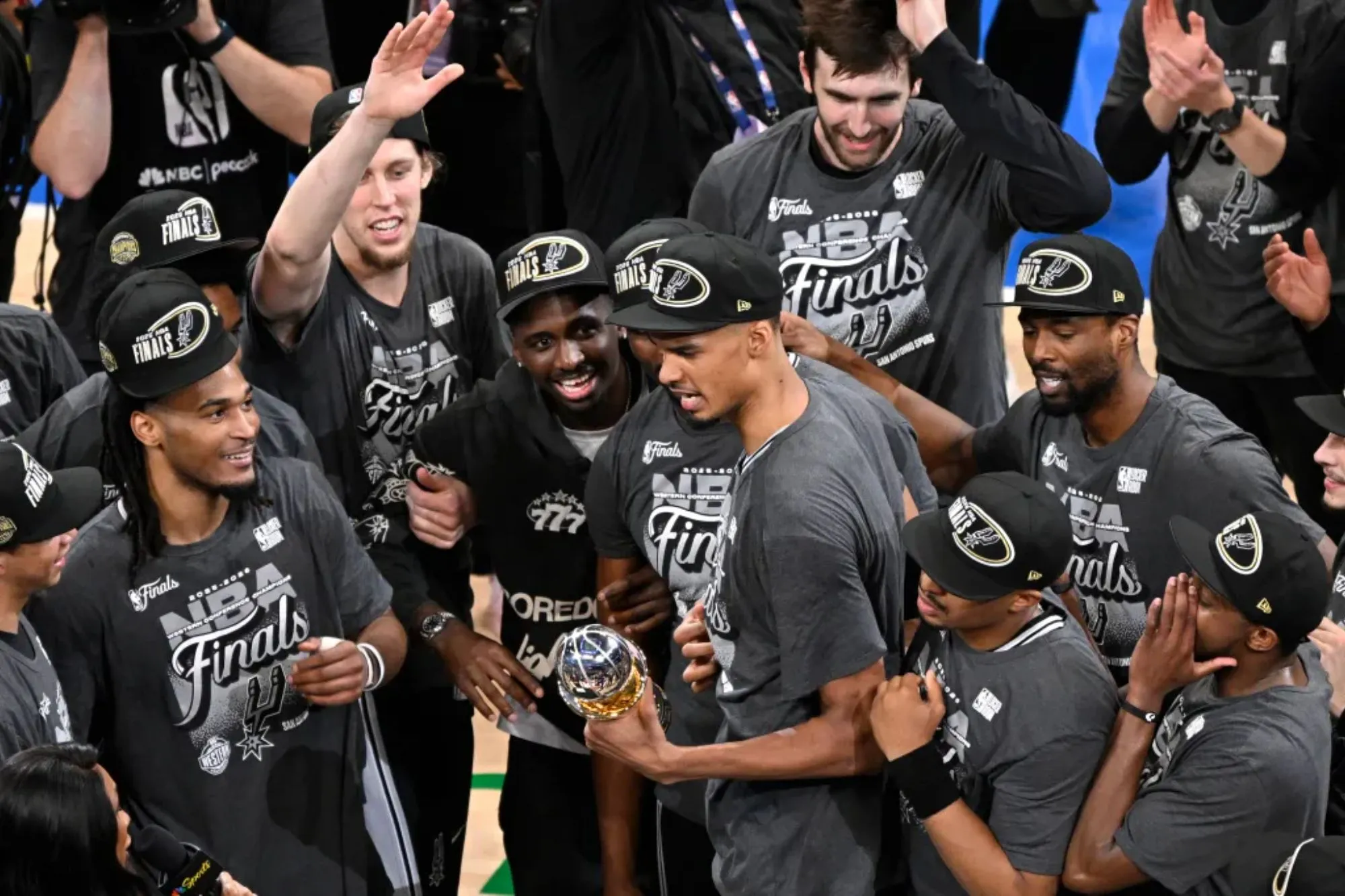 Spurs stun Thunder in thrilling Game 7 to set up NBA Finals showdown with Knicks