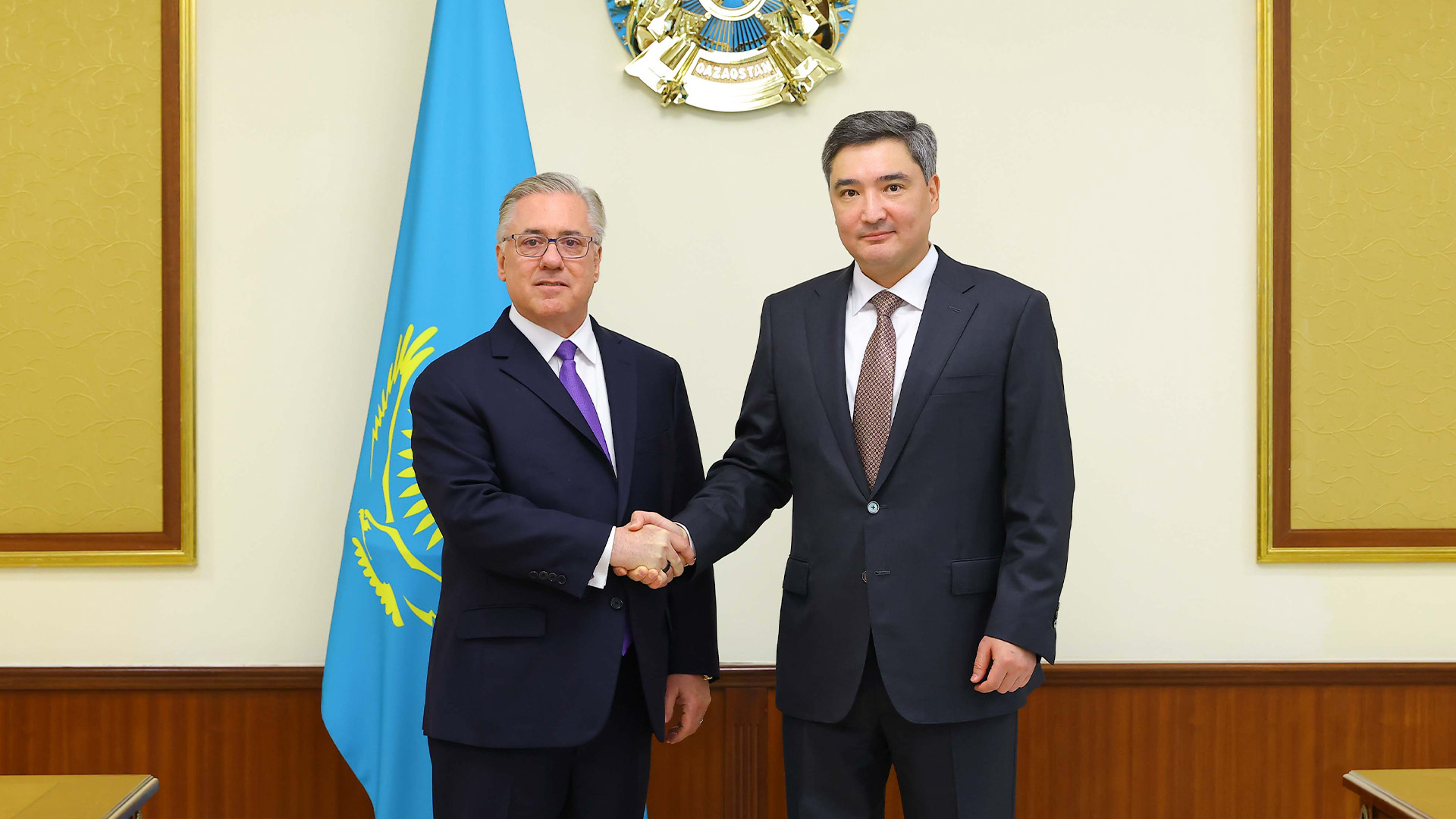 Kazakhstan Strengthens Investment Partnerships with Global Energy Firms and Financial Institutions