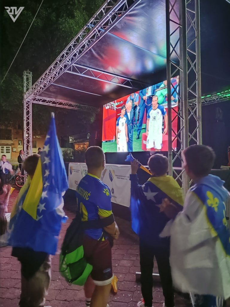 VOGOŠĆA NOĆAS U BOJAMA REPREZENTACIJE BiH
