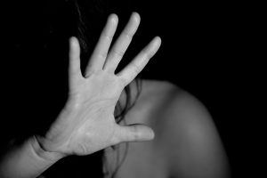 A fost arestat: a violat-o pe sora concubinei sale
