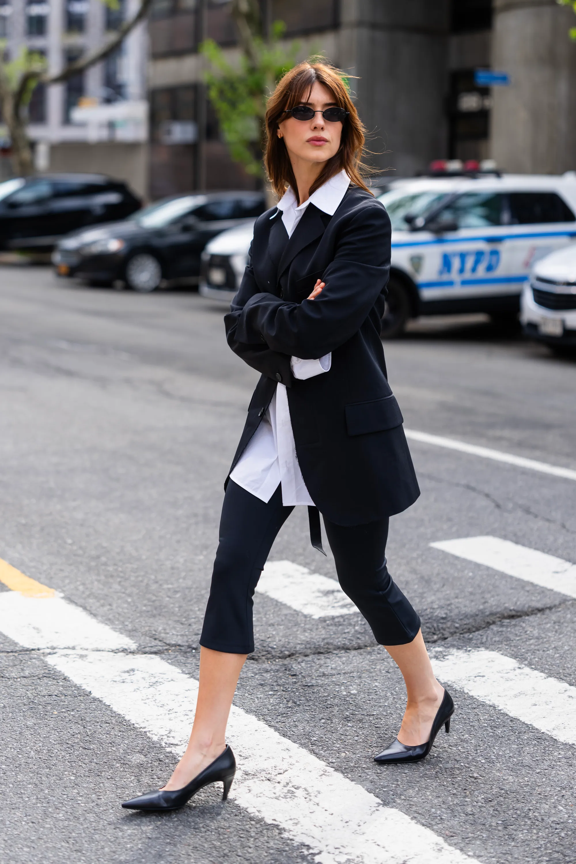 How to Dress Like Daisy Edgar-Jones This Summer