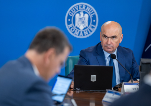 Bolojan și Ciucu îl acuză pe Nicușor Dan că vrea să rupă PNL prin desemnarea lui Adrian Veștea ca premier