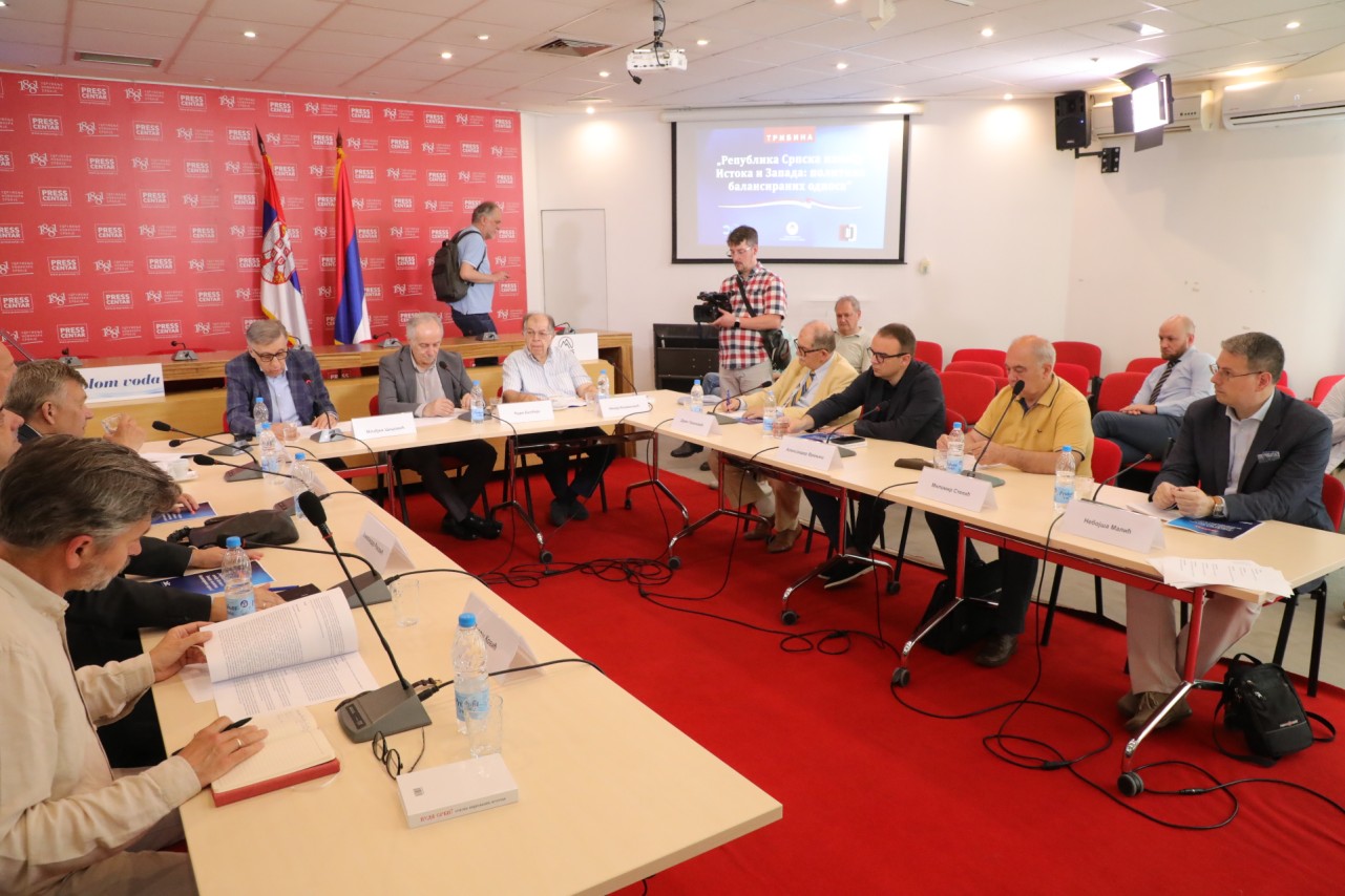 Tanasković: Kako prevazići protivrečnosti statusa između?