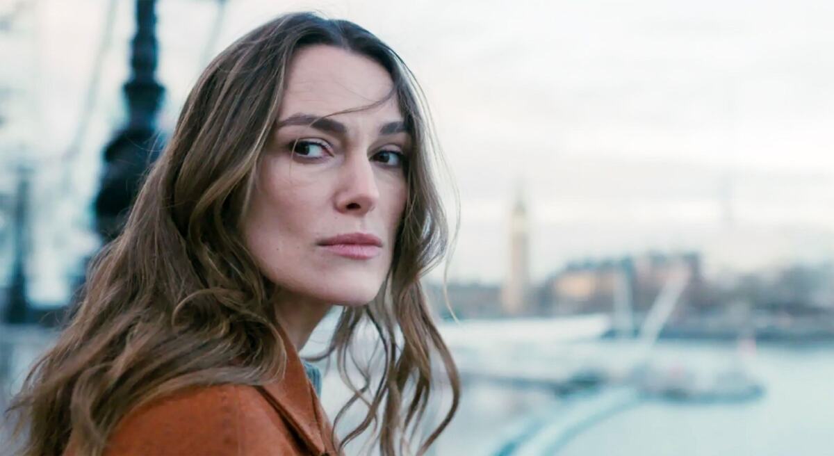 Sve su jače glasine da se razvodi Kira Najtli: Paparaci je uhvatili, a ona ćuti