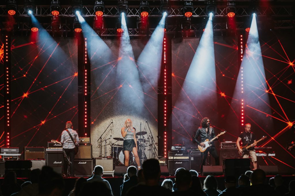 Lili Gee rasplesat će publiku CMC 200 Slavonija festa svojim pop-rock pjesmama