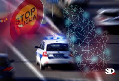Drama na auto-putu kod Batajnice: Pijani vozač sleteo sa kolovoza, odmah transportovan u Urgentni centar