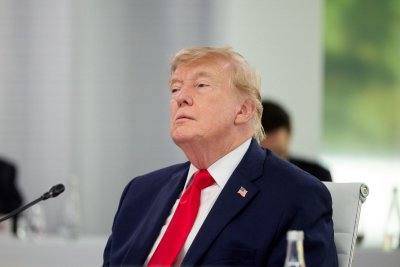 Iran deal: Trump backs G7 call for more countries to get involved