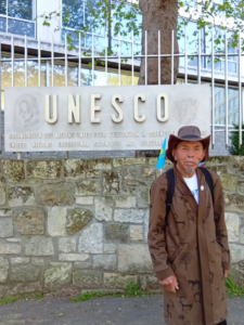 76-Year-Old Kazakh Traveler Reaches Paris After Multi-Year Journey on Foot