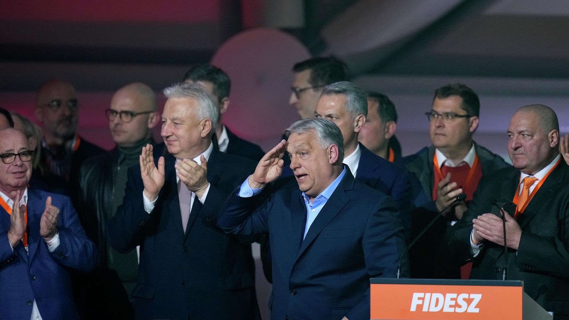 Orban najavio radikalnu rekonstrukciju svoje stranke, za izborni poraz okrivio i spoljno mešanje
