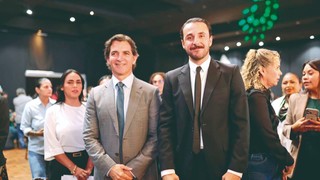 Velasco y Saavedra asumen sus cargos y abren un nuevo ciclo político cruceño