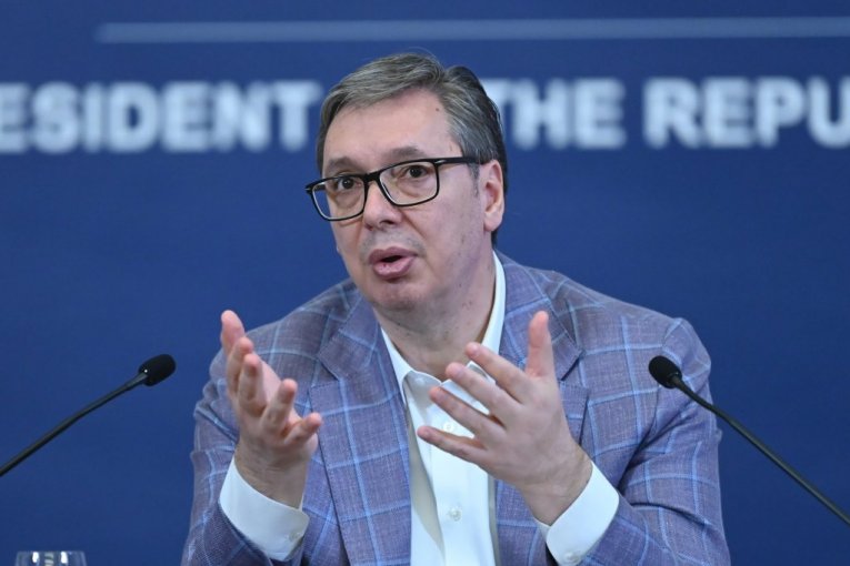VUČIĆ U FRANCUSKOJ! Predsednik učestvuje na prestižnoj konferenciji!