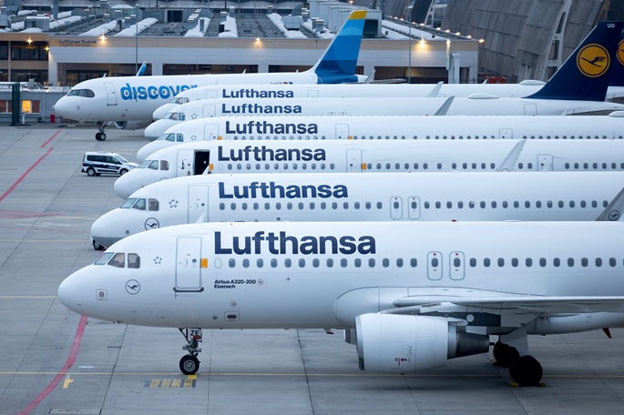 Lufthansa strikes extend to 5th day, hundreds more flights axed