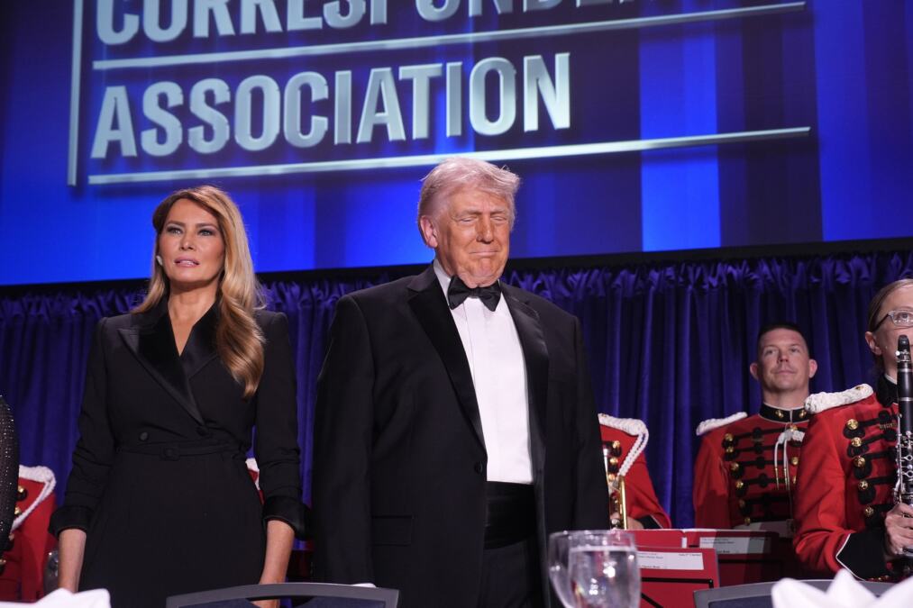 "NAKON ŠTO JE TRAMP PREŽIVEO NAPAD, POKRENUTE SU TEORIJE DA JE SVE SAM ORGANIZOVAO RADI REJTINGA!" Stručnjaci: Ovo nije izolovan incident, već deo šireg obrasca