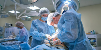 Snažan apel srpskog doktora odjekuje mrežama: "Imamo vrhunske lekare i opremu, ali organe bacamo dok ljudi čekaju na spas"