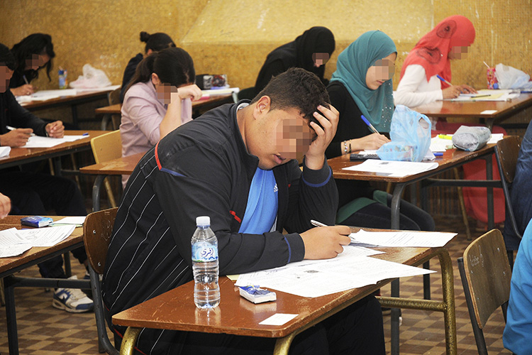 الأدبيون يتخطون البكالوريا بارتياح.. وبداية “سوسبانس” النتائج