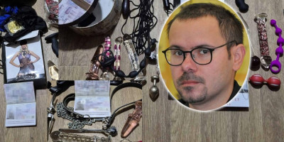 (FOTO/VIDEO) Neviđeni skandal: Blokader i profesor fakulteta švercovao seks pomagala - Evo šta je sve nađeno u njegovom koferu
