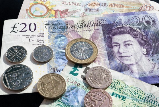 Banka Engleske zadržala ključnu kamatnu stopu na 3,75 odsto