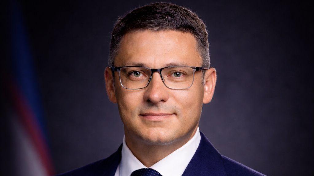 Aleksandar Đurđev: Algoritam kao novi suveren!