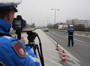 Nema više izvlačenja: Novi zakon već pokazao snagu, bahati vozači padaju jedan za drugim