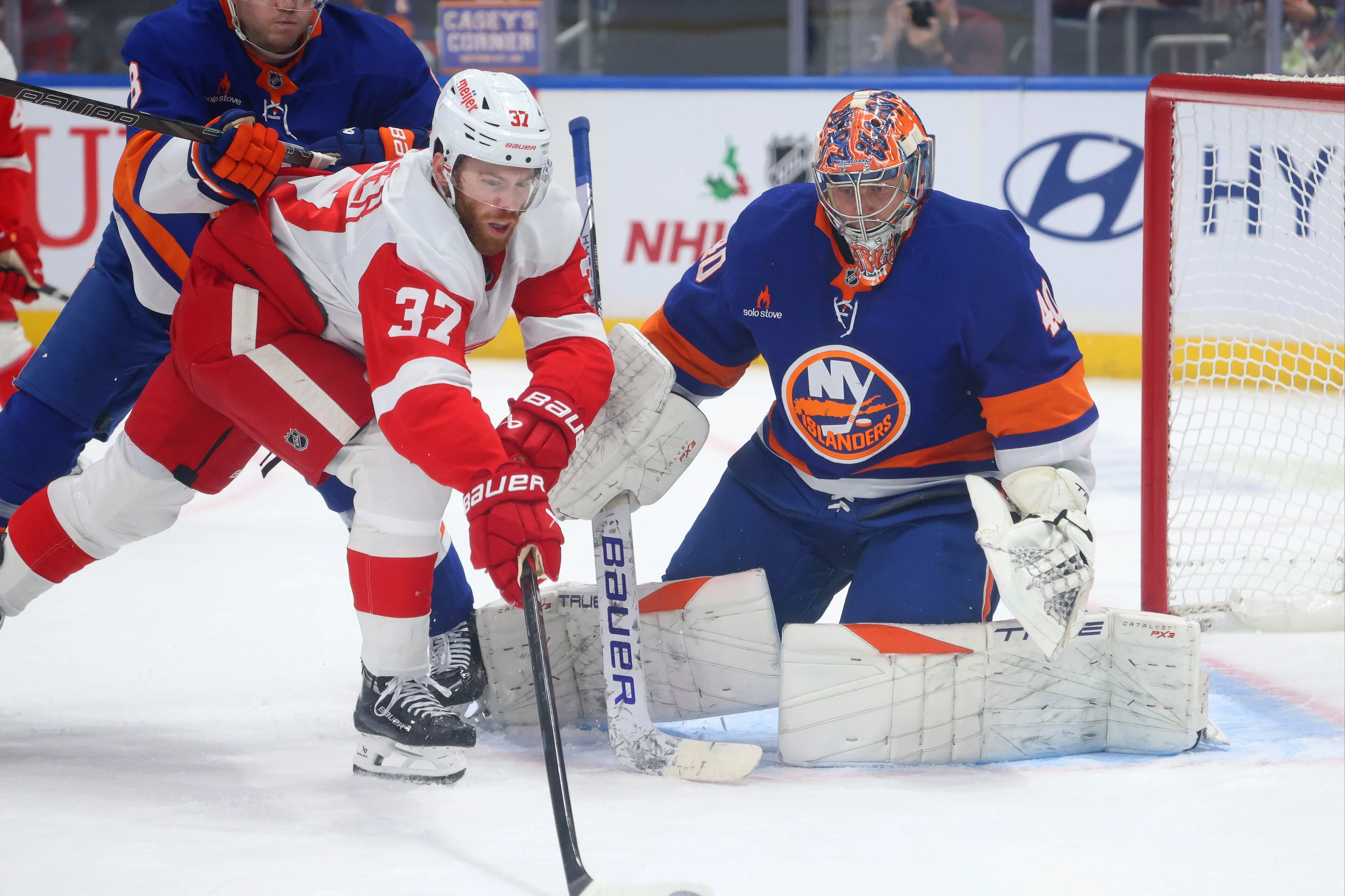 Semyon Varlamov determined to make Islanders return this season: ‘We plan on him’