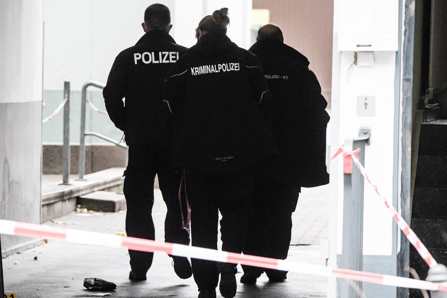 NOVI DETALJI PUCNJAVE U ŠKOLI U NEMAČKOJ Osumnjičeni bio na psihijatrijskom lečenju, istražuje se da li je bivši učenik (FOTO/VIDEO)