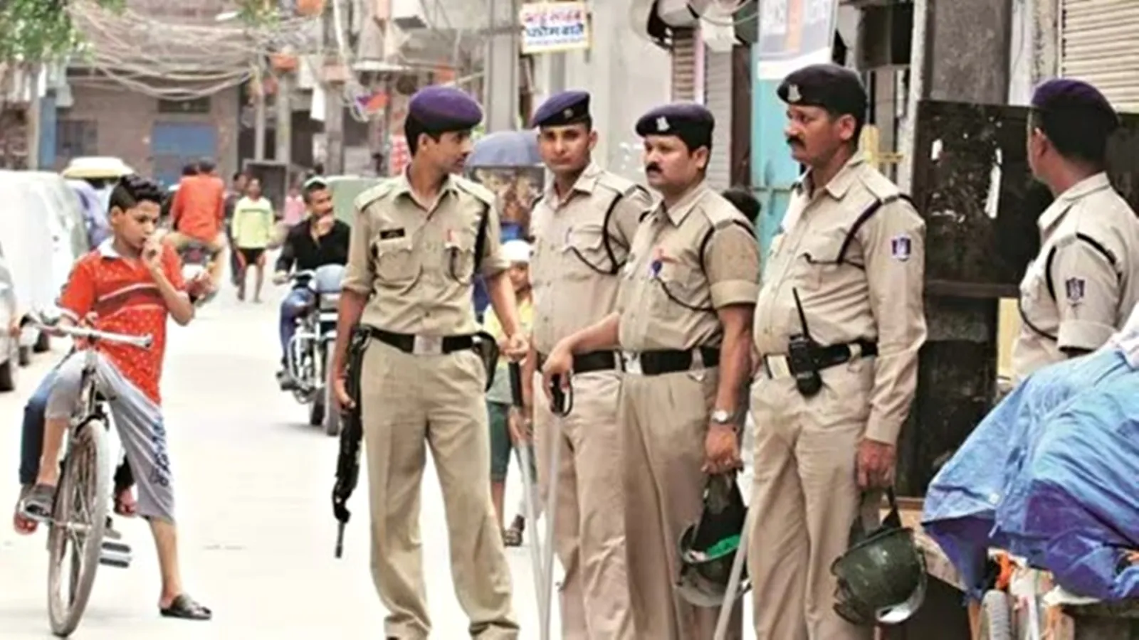 Protection removed, bail over, Madhya Pradesh Police on their heels, woman of Kumbh Mela fame, husband stay in hiding