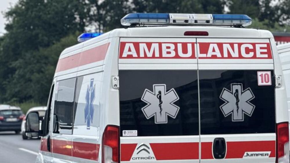 ŽENU (75) UDARIO KAMPER NA PEŠAČKOM PRELAZU KOD PIJACE U IVANJICI! Hitno prevezena u bolnicu, vozač odmah priveden