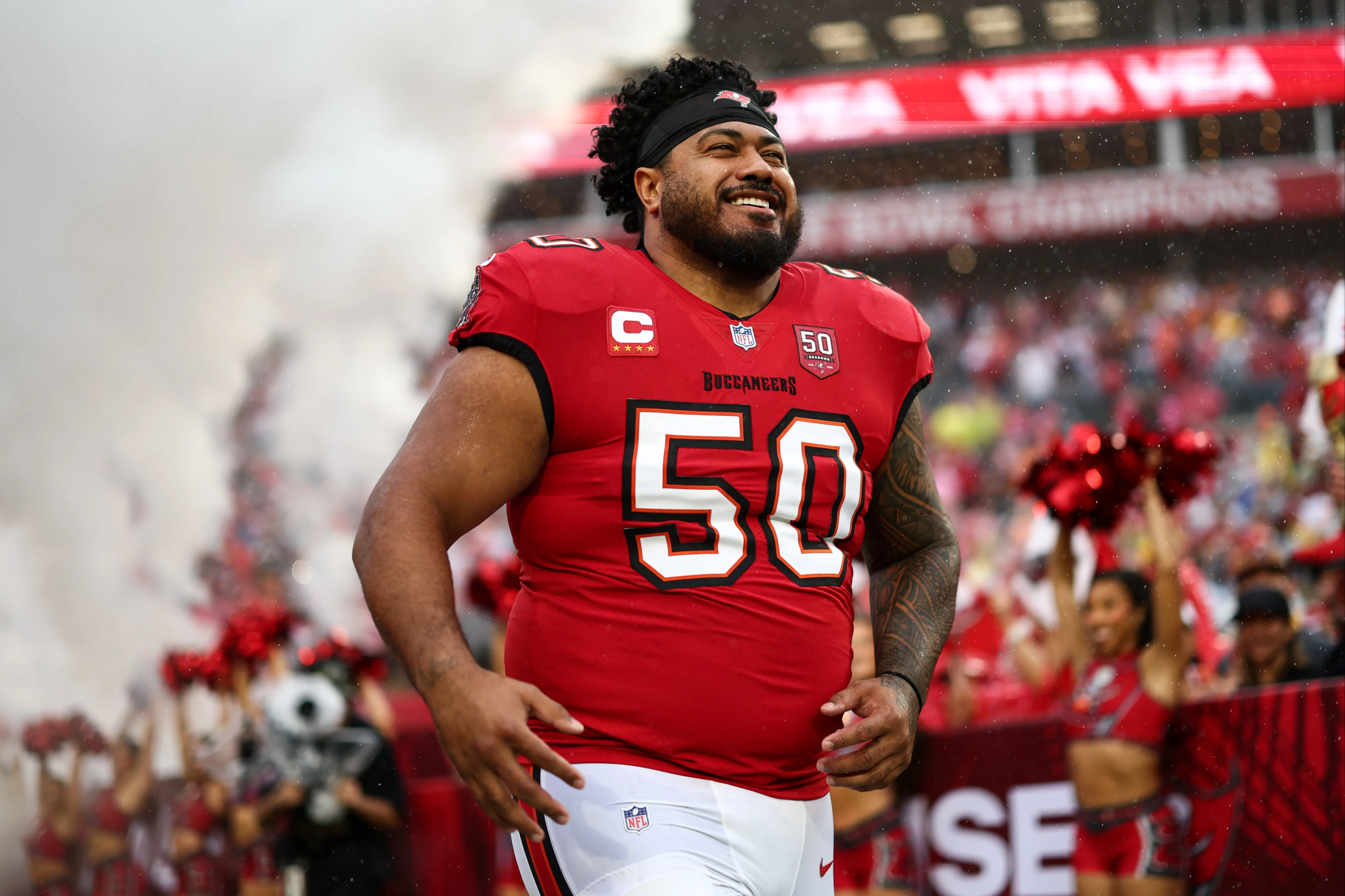 Vita Vea trade request puts 49ers, Chargers, Rams and Raiders on alert